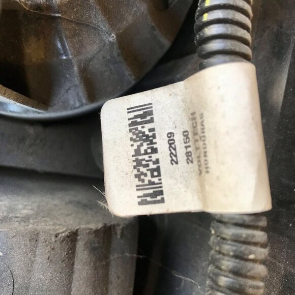 Magna Taillight Assembly Mopar W16W/921 - Picture 5 of 6